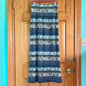 Women’s size small Pink Rose long modest floral and elephant print skirt